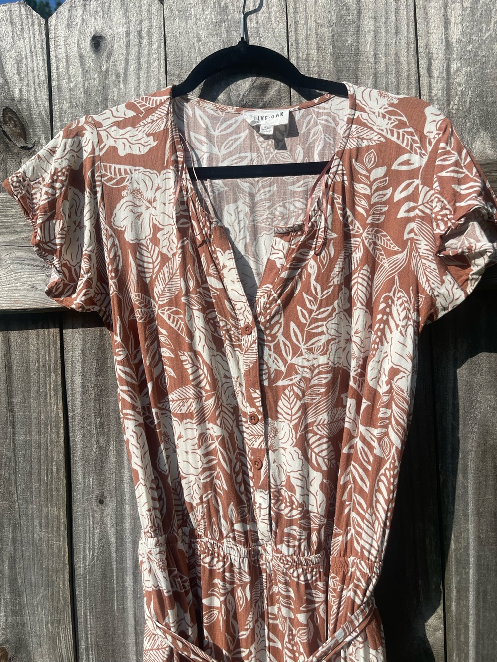 Olive & Oak Rust and White Floral Wrap Jumpsuit - Picture 2 of 9
